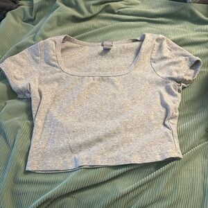 Tilly's Light Gray Crop Top